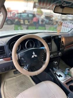 ميتسوبيشي باجيرو